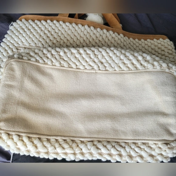 Panache Diamond Pattern Tote - Picture 6 of 8